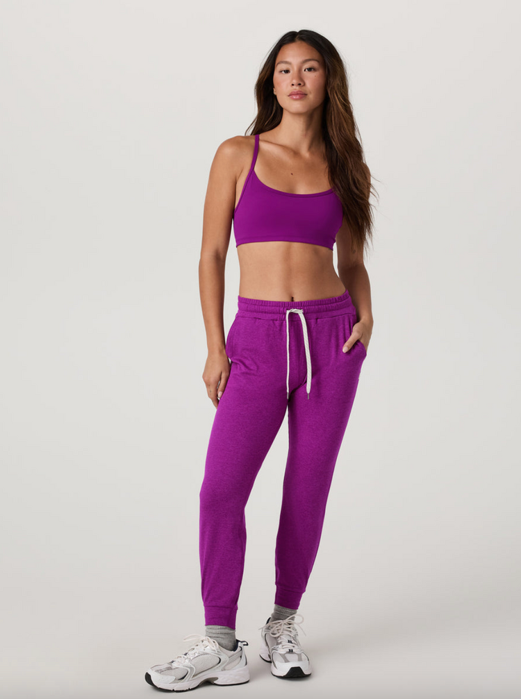 Vuori W Performance Jogger - Magenta Heather