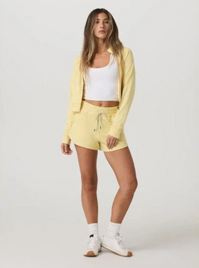 Vuori Halo Performance Short 2.0 - Lemon Snap Heather