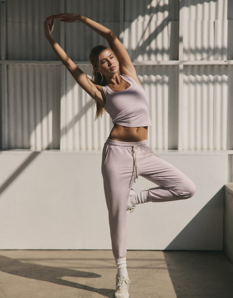 Vuori W Performance Jogger - Lilac Breeze Heather