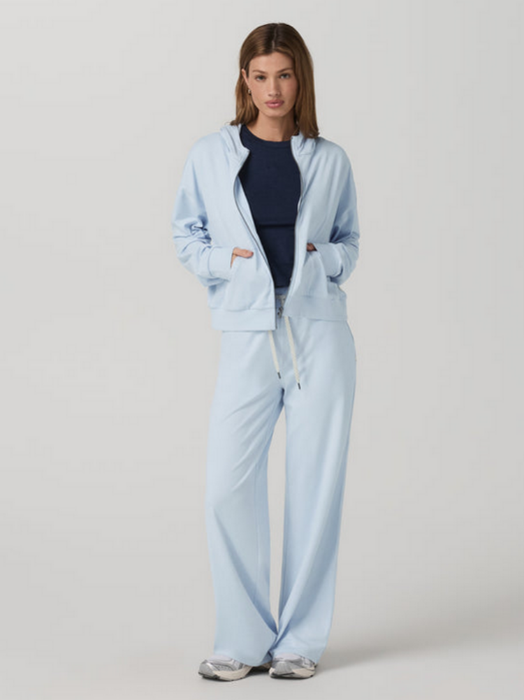 Vuori Halo Modern Full Zip Hoodie - Soft Sky Heather