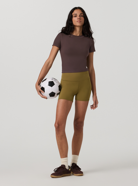 Vuori Pose Fitted Tee- French Roast