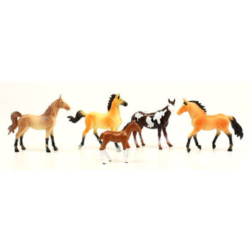 Bigtime Barnyard Horse Set of 5