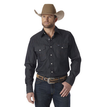 Wrangler Advanced Comfort Solid Denim Shirt