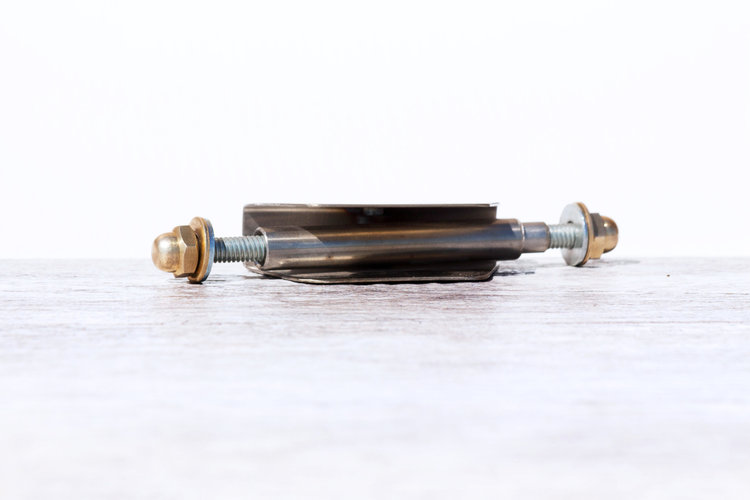 Nettles Stirrups 4" Chisholms Stirrup & Leveler Mahogany