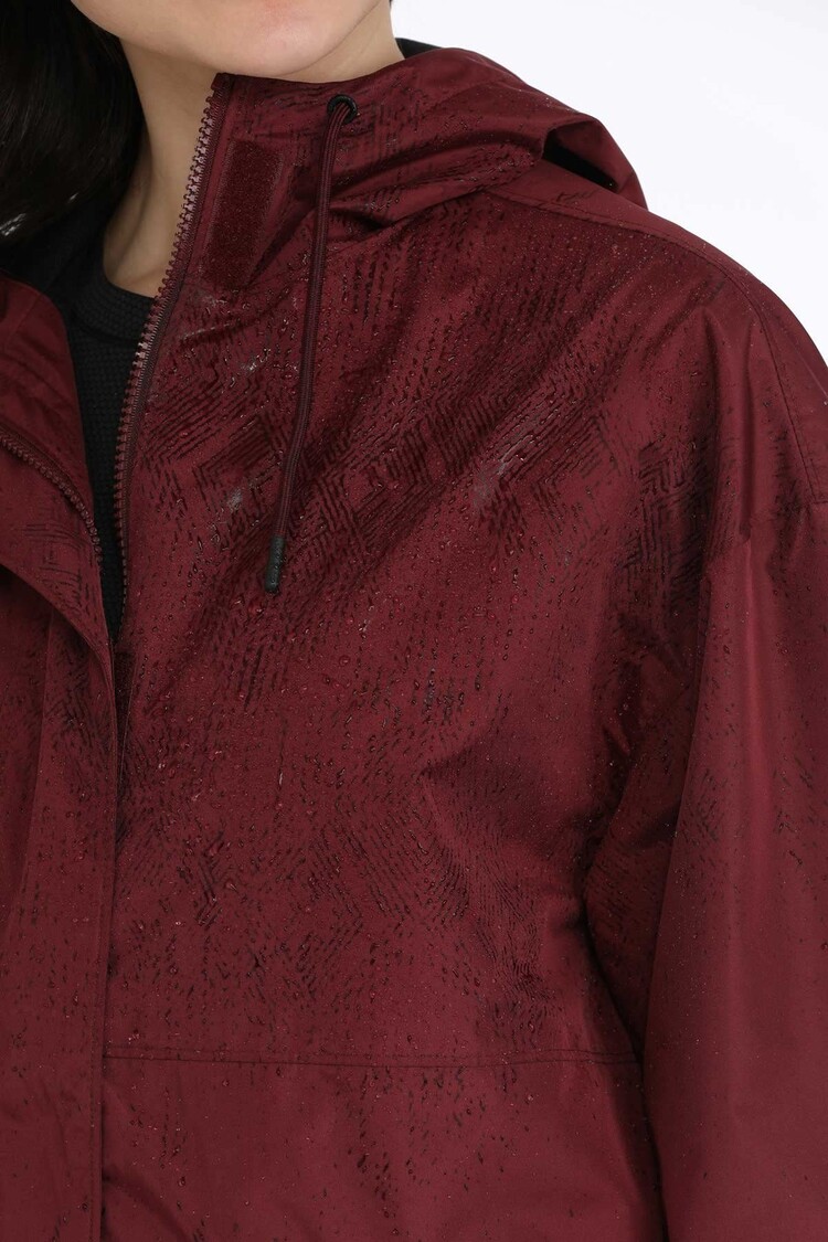 Cinch Hydrographic Rain Jacket Burgundy
