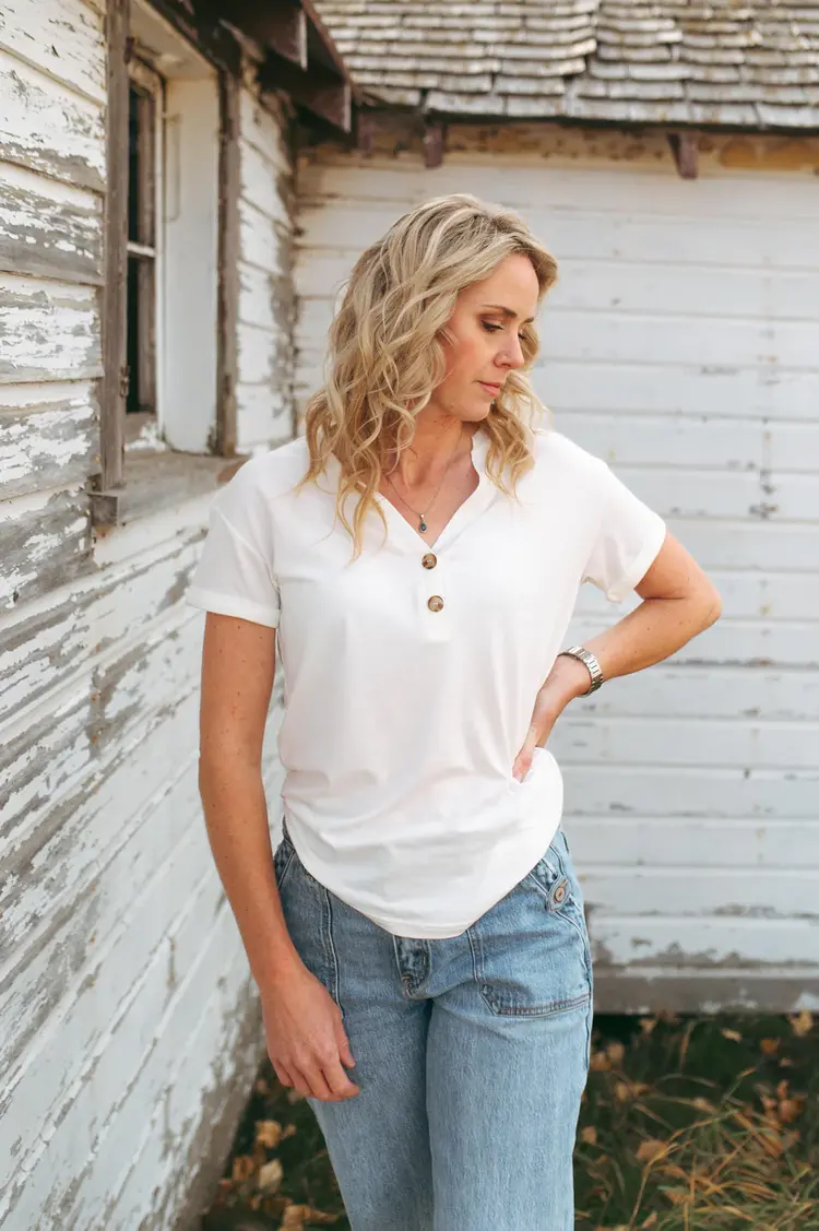 Grazier The Eleen Essential Tee Ivory