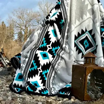 SABE Western White Polar Fleece Blanket 60 x 80