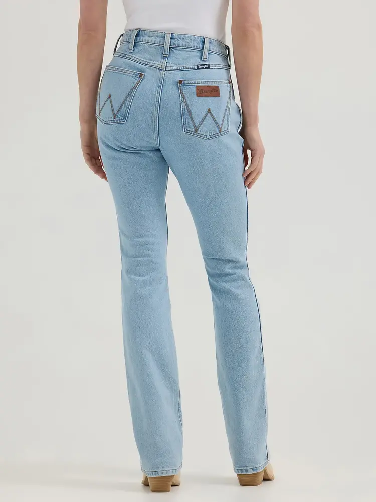 Wrangler Bailey High Rise Bootcut Lila