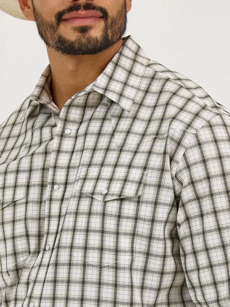 Wrangler Wrinkle Resist Snap Bee Check