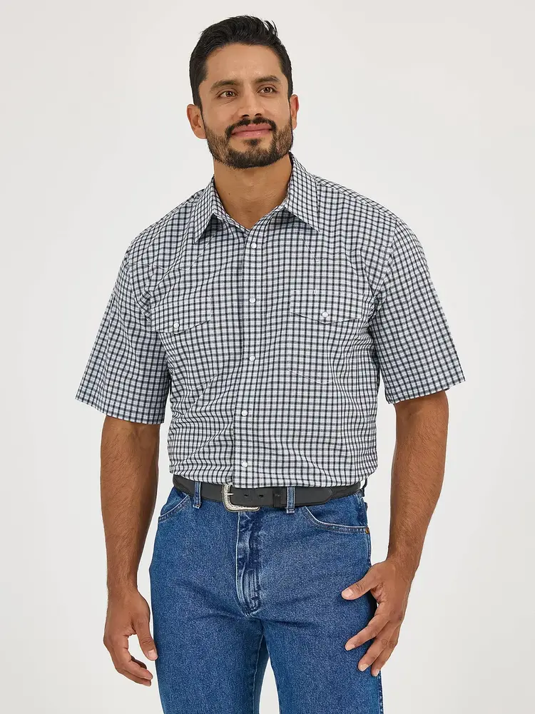 Wrangler Wrinkle Resist Snap Blue Plaid