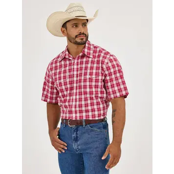 Wrangler Wrinkle Resist Snap Plaid Candy Apple