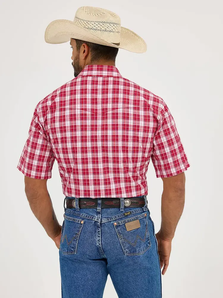 Wrangler Wrinkle Resist Snap Plaid Candy Apple