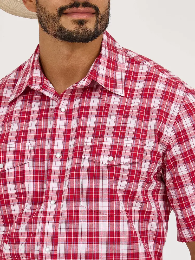 Wrangler Wrinkle Resist Snap Plaid Candy Apple