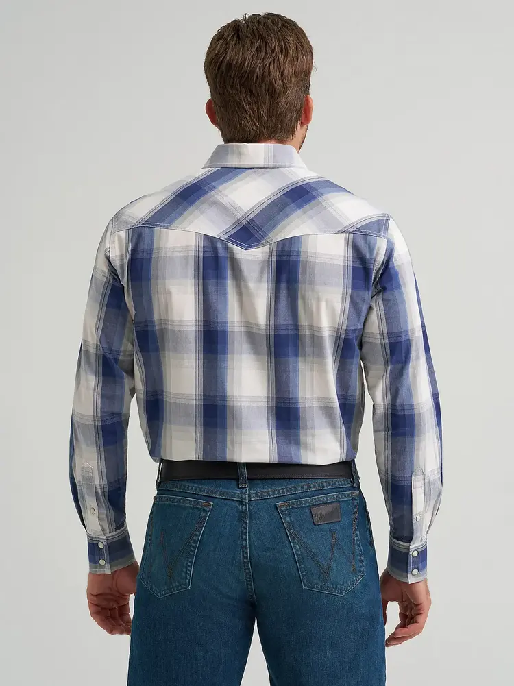 Wrangler 20X Advanced Comfort Snap Navy Ombre