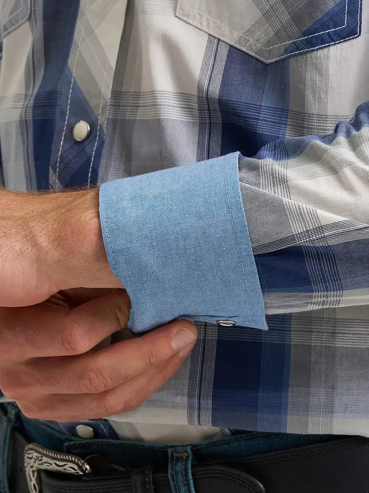 Wrangler 20X Advanced Comfort Snap Navy Ombre