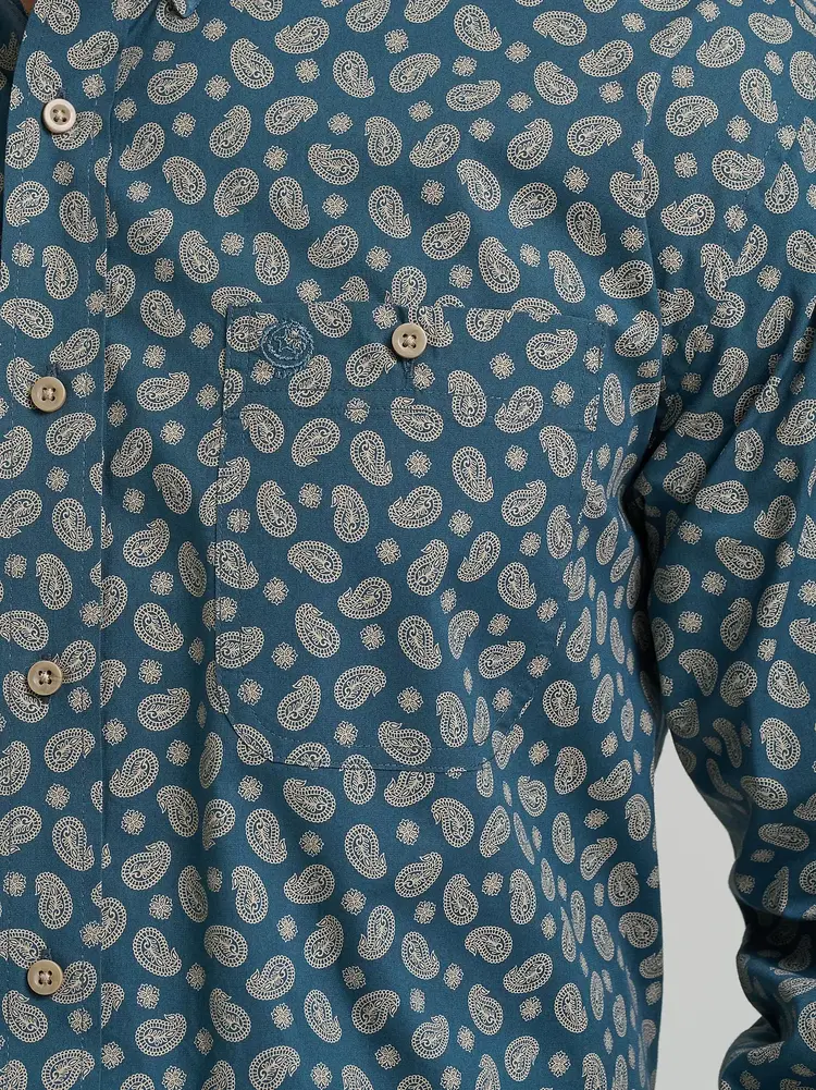 Wrangler George Strait Button Down Navy Paisley