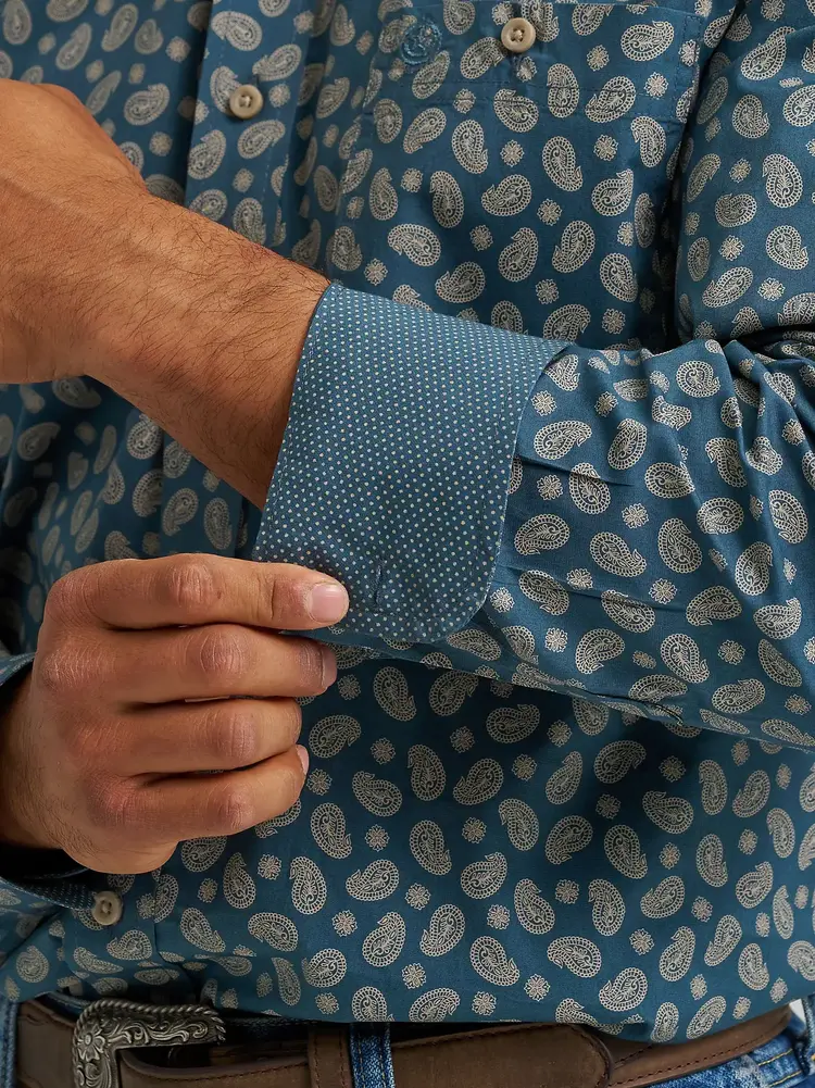 Wrangler George Strait Button Down Navy Paisley