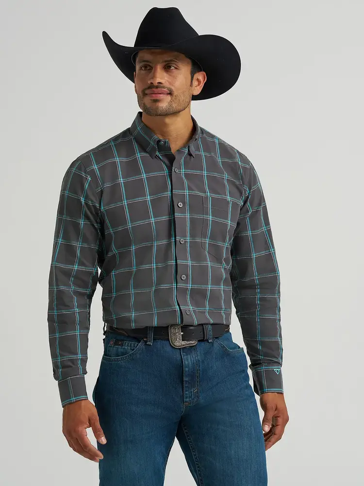 Wrangler Cody Johnson Button Down Shadow Blue