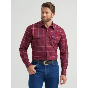 Wrangler Wrinkle Resist Plaid Snap Garnet