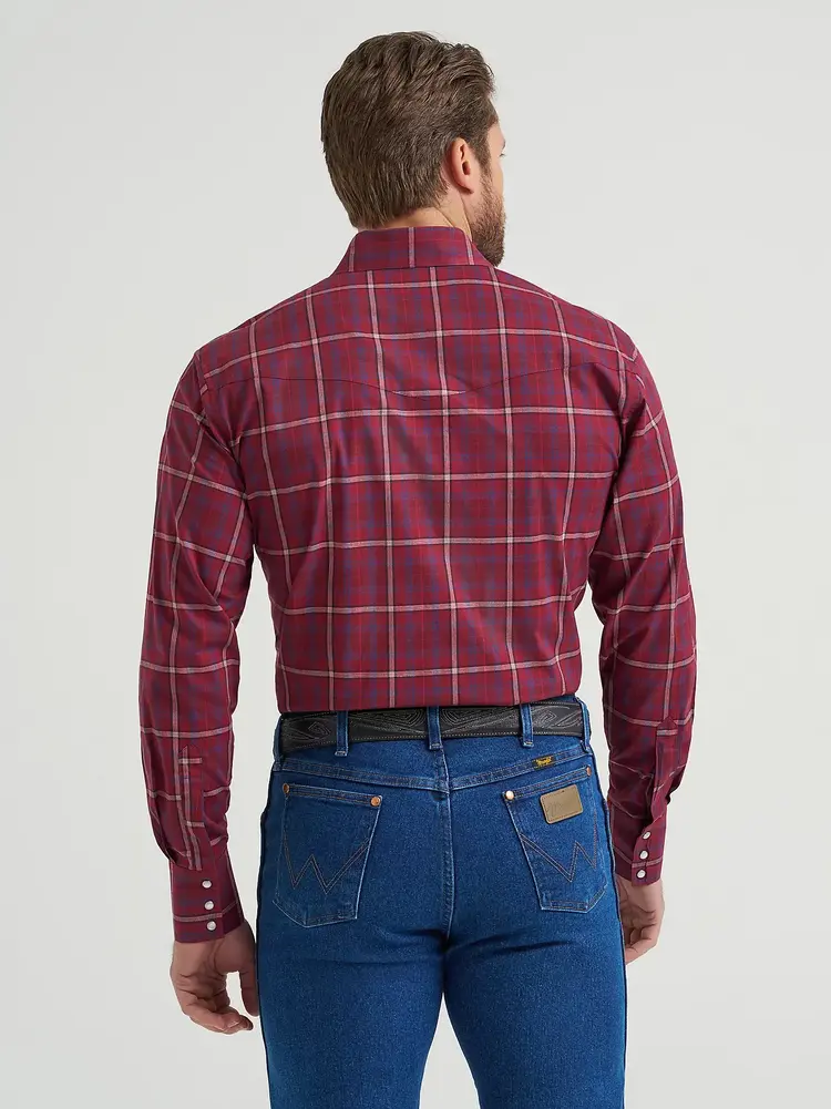 Wrangler Wrinkle Resist Plaid Snap Garnet