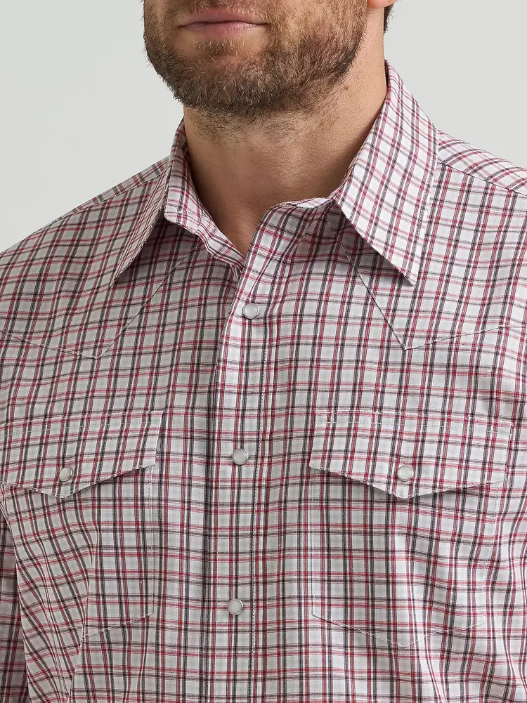 Wrangler Wrinkle Resist Plaid Snap Scarlet Layer