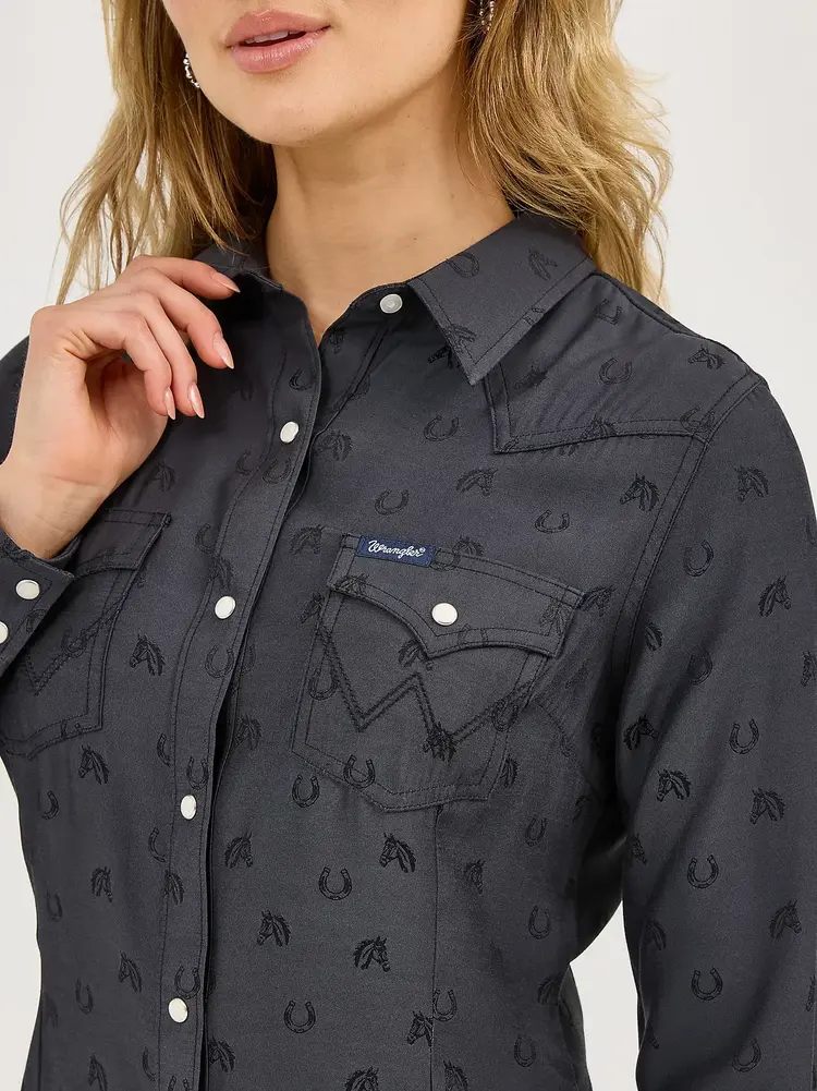 Wrangler Subtle Black Horses Snap