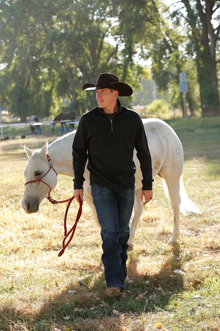 Cinch 1/4 Zip Knit Pullover Black