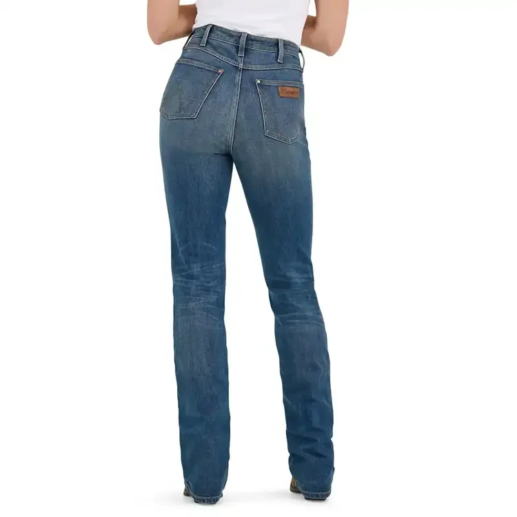 Wrangler Ultimate Riding Relaxed Skylar Stretch High Rise
