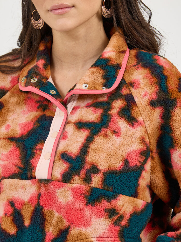 Wrangler Elevated Sherpa Pullover Pink