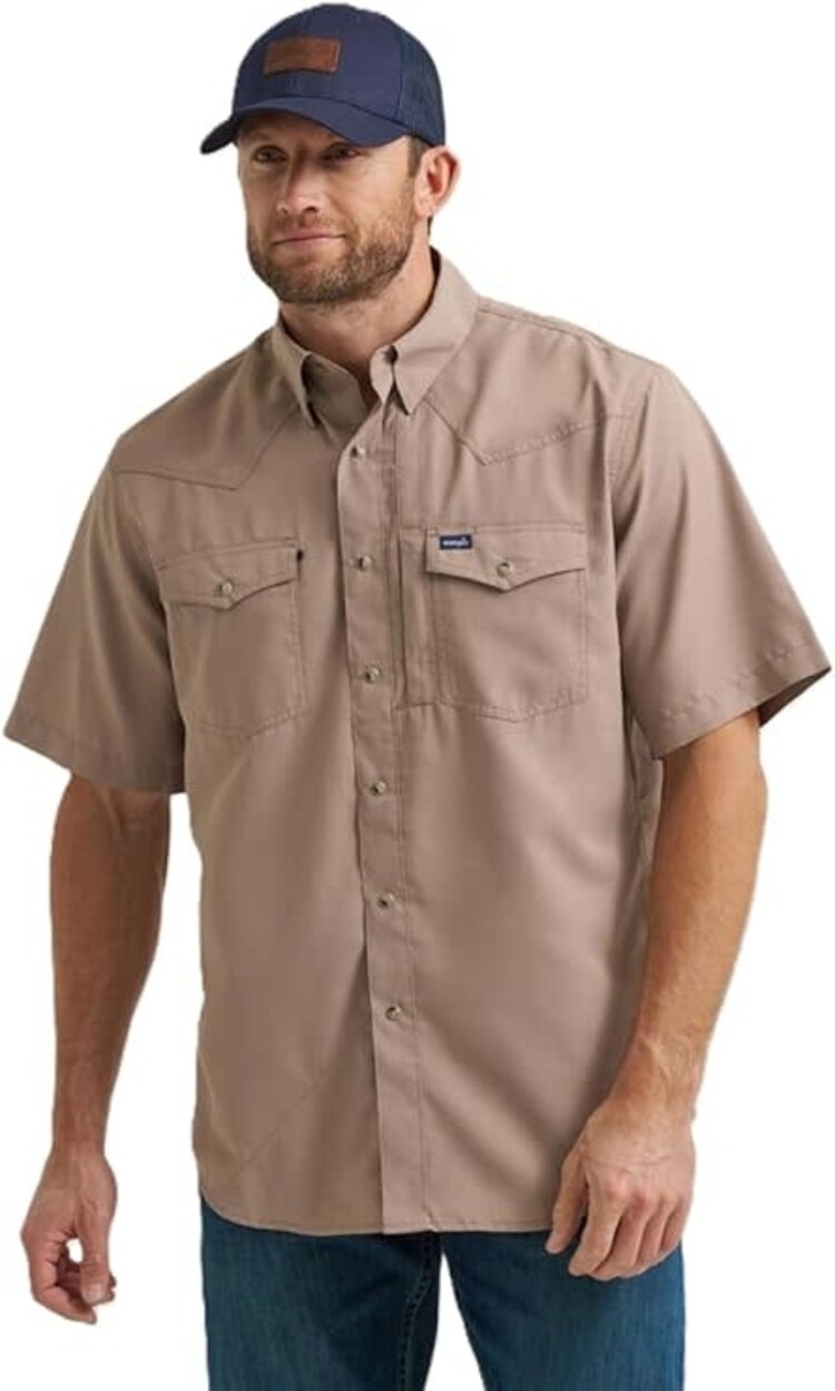 Wrangler Performance Snap Classic Fit Tan