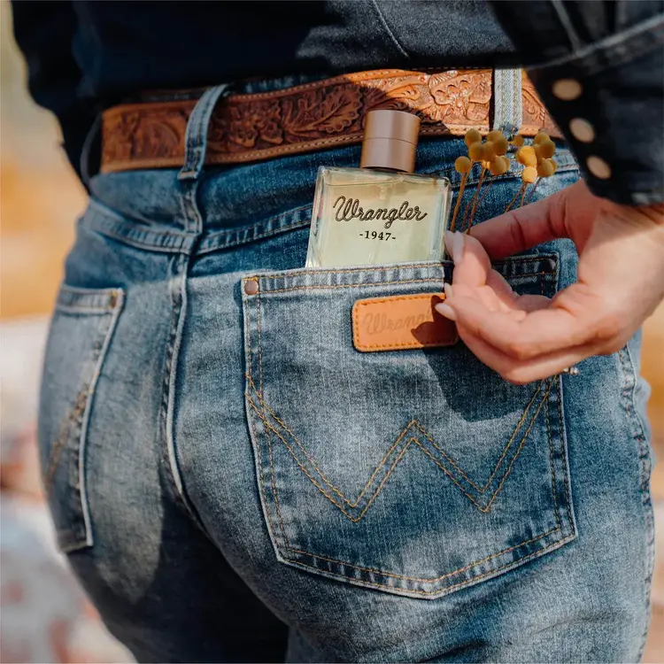 Tru Fragrance Wrangler 1947 Perfume