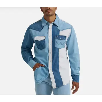 Wrangler Classic Fit Denim Block Snap