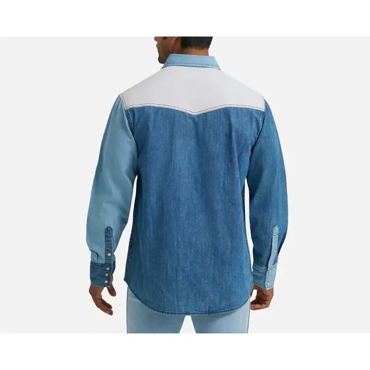 Wrangler Classic Fit Denim Block Snap