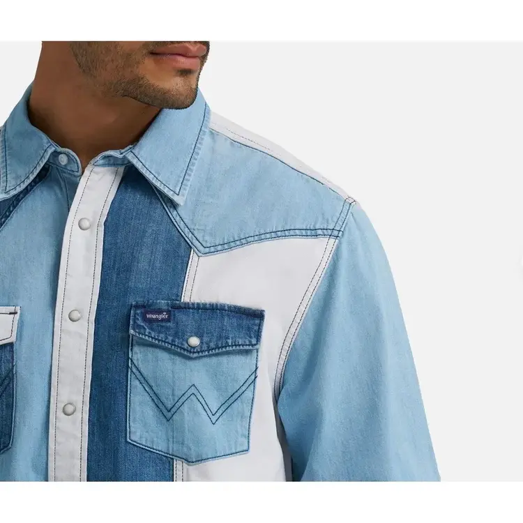 Wrangler Classic Fit Denim Block Snap
