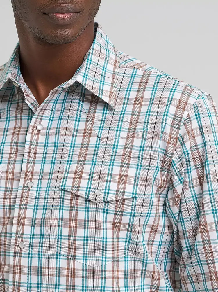 Wrangler Wrinkle Resist Plaid Turquoise Multi