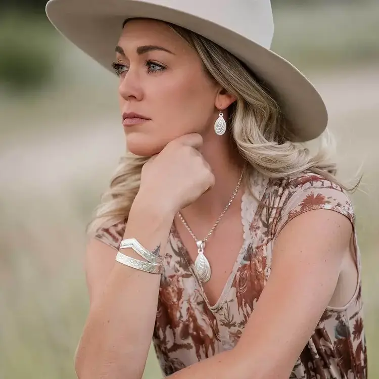 Montana Silversmiths Sandstorm Spiral Earrings