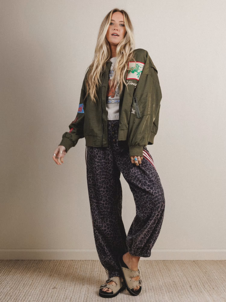 Davi & Dani West Coast Rodeo Bomber Army Green