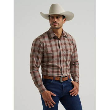 Wrangler Wrinkle Resist Snap Plaid Biscotti