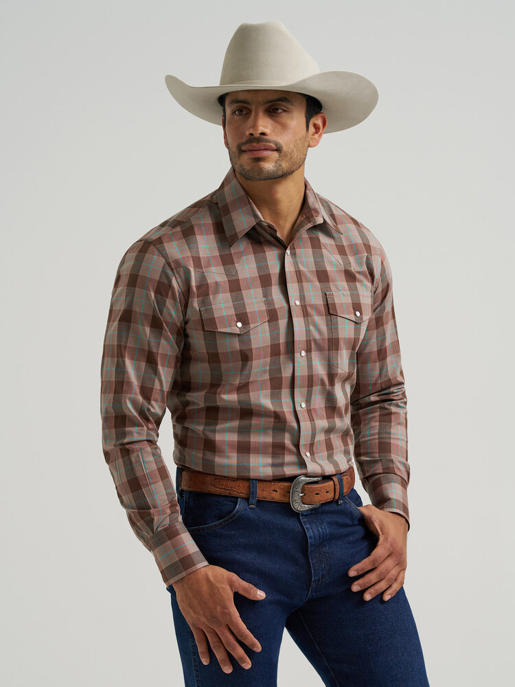 Wrangler Wrinkle Resist Snap Plaid Biscotti