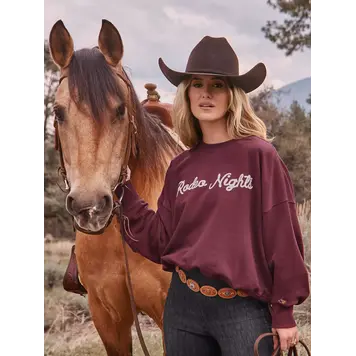Wrangler Lainey Wilson Rodeo Nights Sweatshirt Burgundy