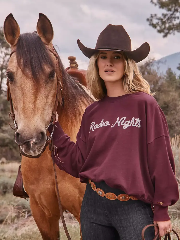 Wrangler Lainey Wilson Rodeo Nights Sweatshirt Burgundy