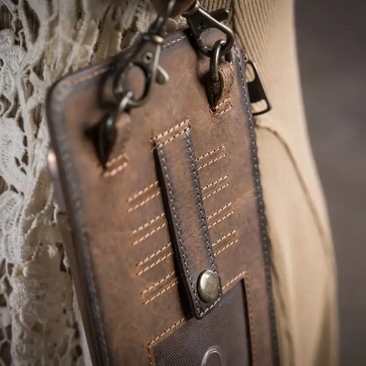 STS Ranchwear Baroness Phoebe Phone Sling