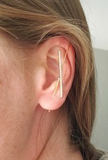 LDayDesigns Cross Bar Ear Pin