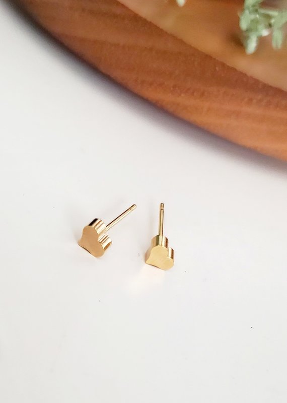 LDayDesigns Heart Stud