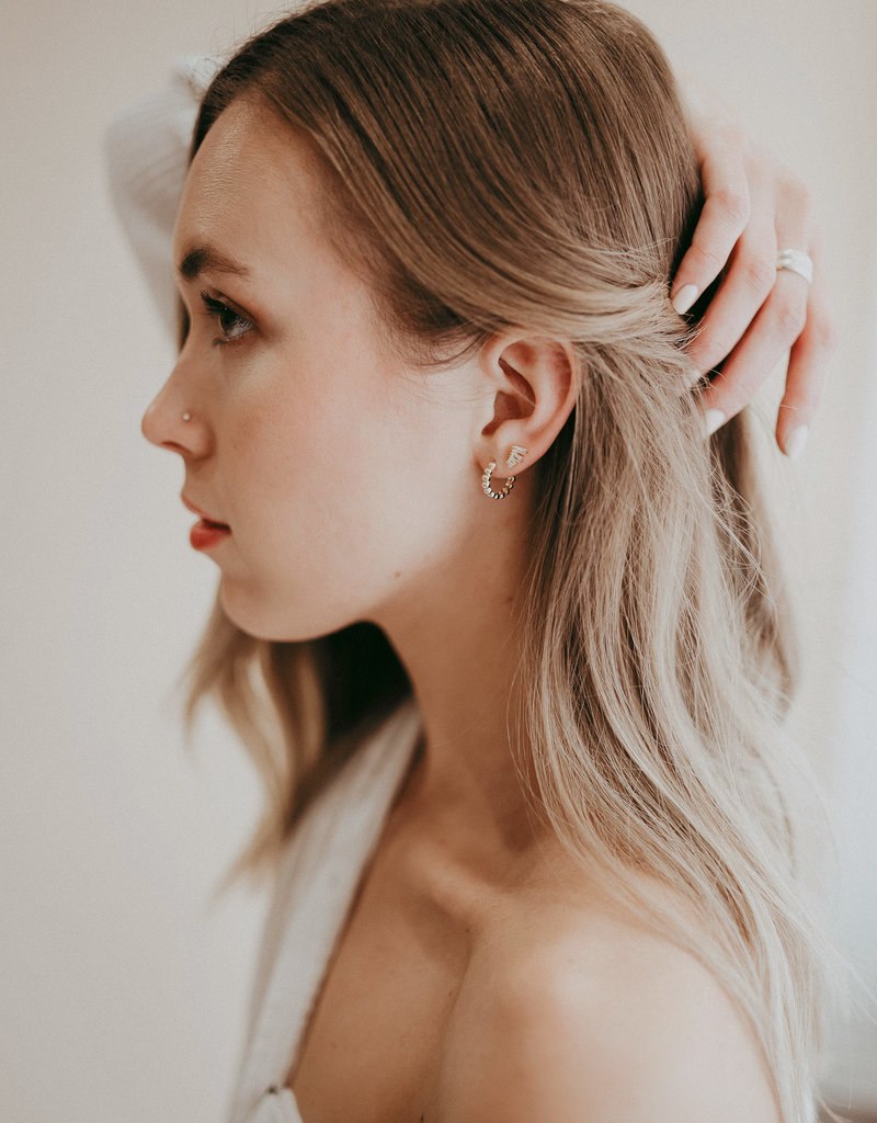 LDayDesigns Dots Ear Hug