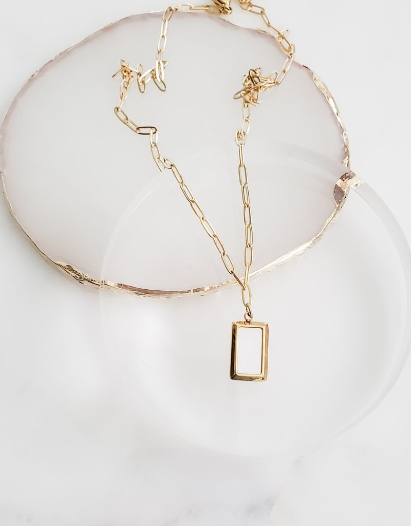 LUX Lux Shell Necklace