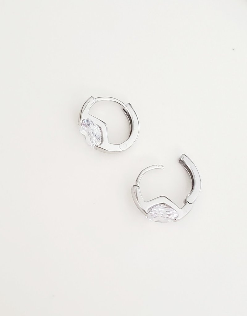 LUX Cushion Stone Hugs