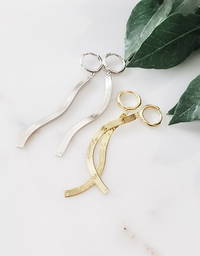 LUX Herringbone Ear Hugs