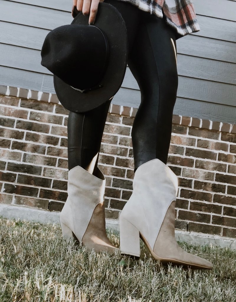 Dolce Vita Nestly Booties