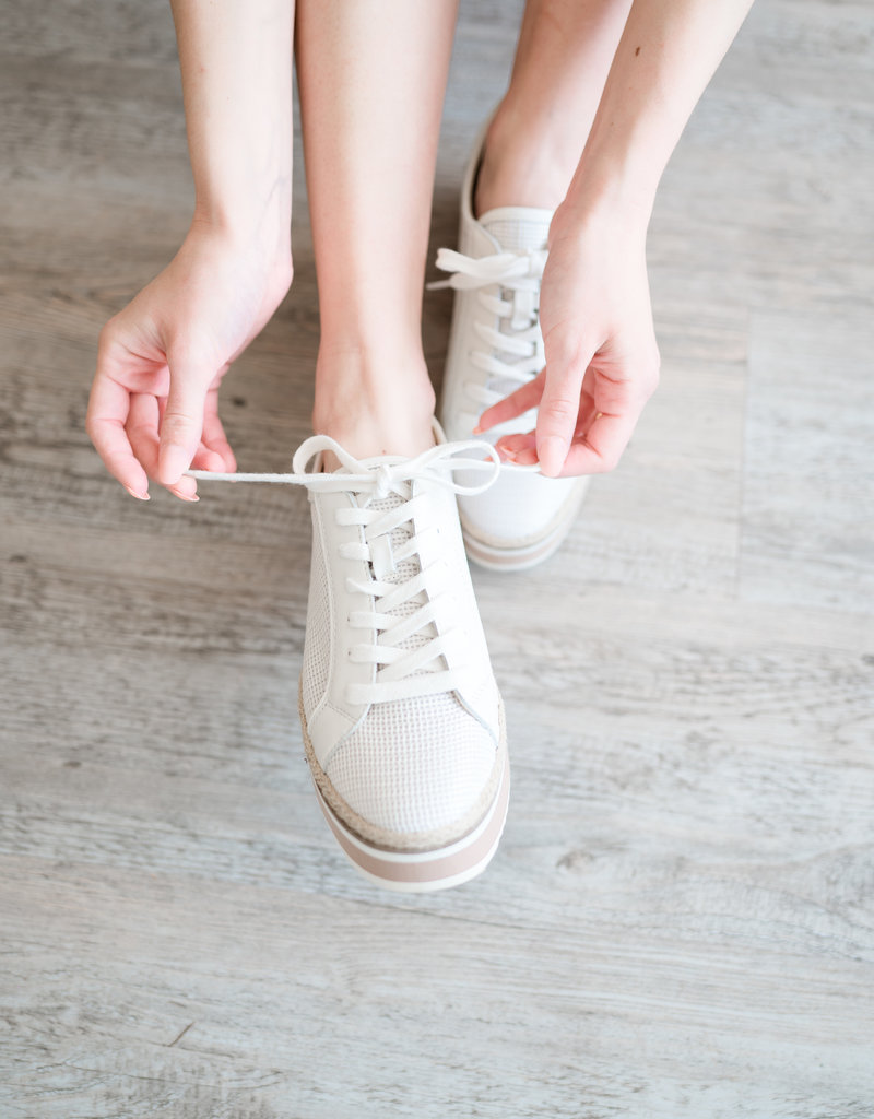 Dolce Vita Telah Sneakers